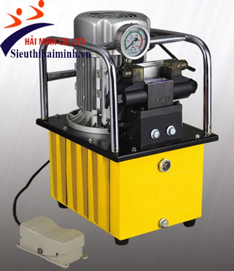 May bom dien thuy luc 