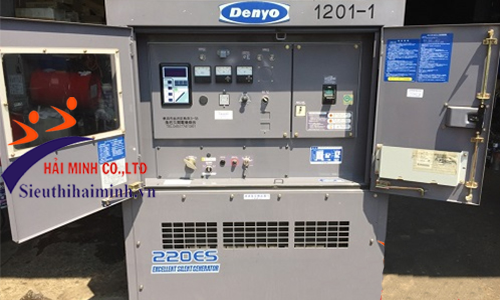  Bảng điều khiển của máy phát điện DENYO DCA-220ESK