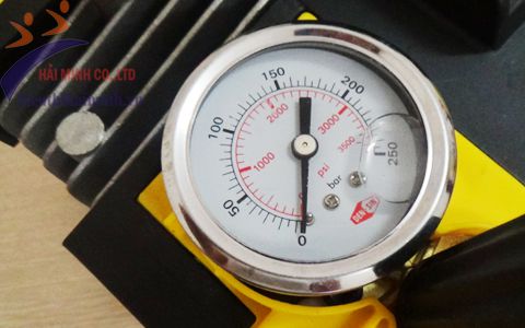 đồng hồ đo áp Máy rửa xe Lutian LT-590