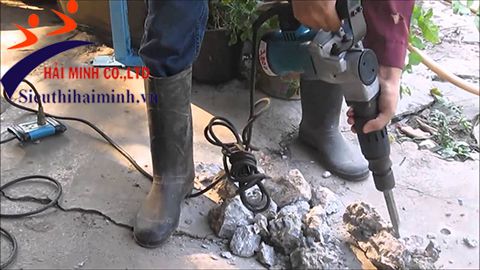 Máy đục bê tông Makita HM0810T