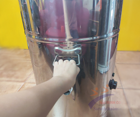 Nồi nấu phở HM-50Lcó tay cầm hiện đại