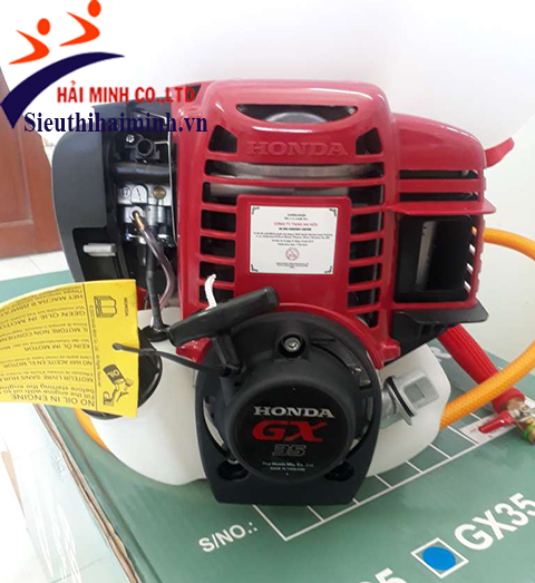 Máy phun thuốc trừ sâu Honda F868