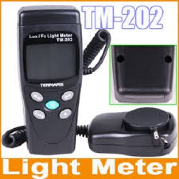 Photo - Máy đo cường độ ánh sáng Tenmars TM-202
