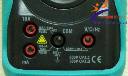 Các cổng cắm của đồng hồ đo điện vạn năng Kyoritsu 1009