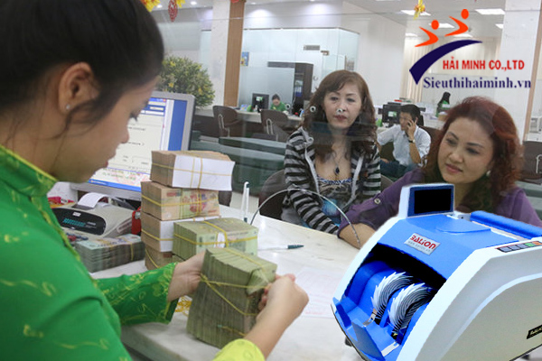 Máy đếm tiền Balion NH-405 dễ sử dụng