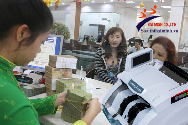 máy đếm tiền JINGRUI ZY-2016 dễ sử dung