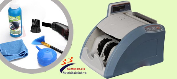 máy đếm tiền JINGRUI XD 2012 vệ sinh đơn giản