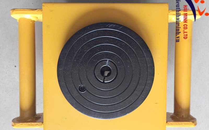 Con rùa lăn 24 tấn Kawasaki CRA-16