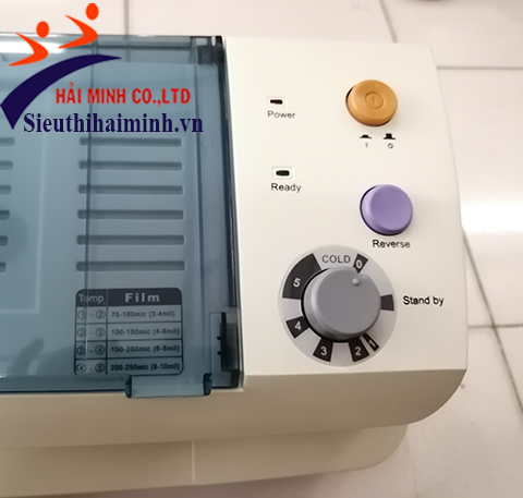 Máy ép plastic DSB tiện lợi