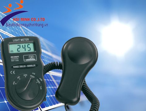máy đo cường độ ánh sáng cầm tay