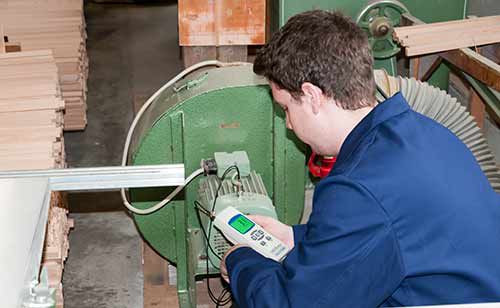 sử dụng máy đo độ rung pce vt 2800