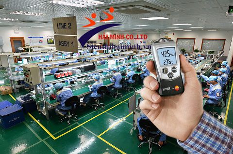 máy đo nhiệt độ độ ẩm trong xưởng điện tử