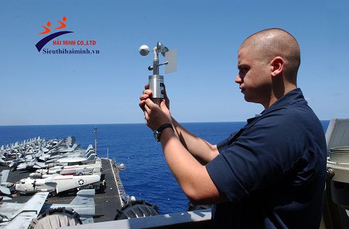 máy đo tốc độ gió và ứng dụng