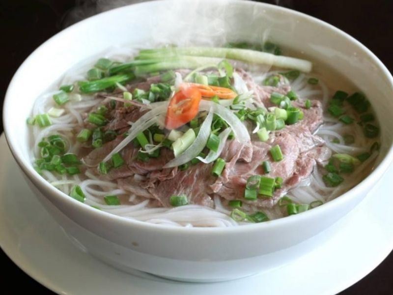 Công thức nấu phở ngon tại nhà cho ngày tết