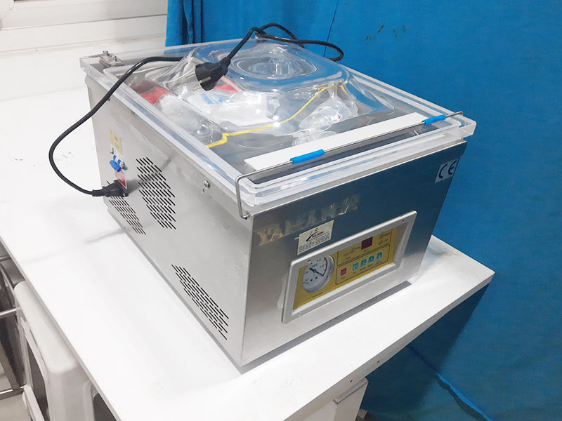 Máy hút chân không bán công nghiệp Yamafuji DZ-300PD